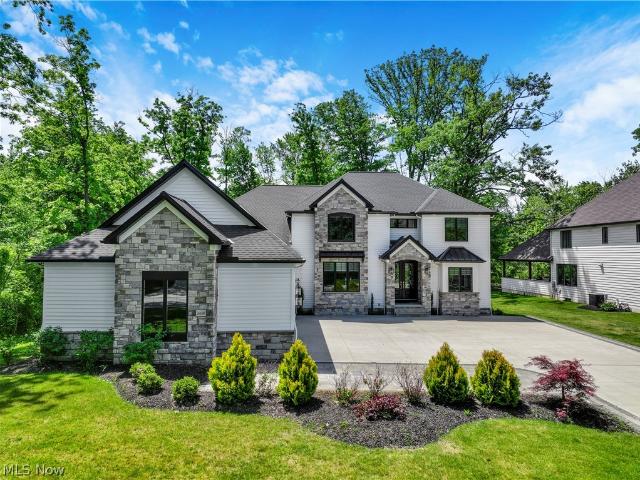House for sale in Beachwood, Ohio