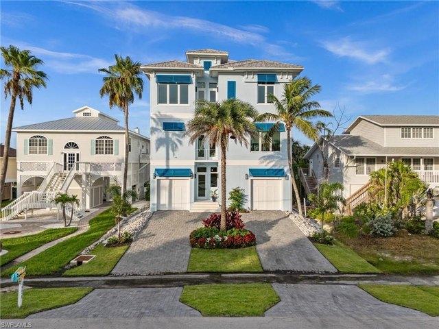 House for sale in Bonita Springs, Florida