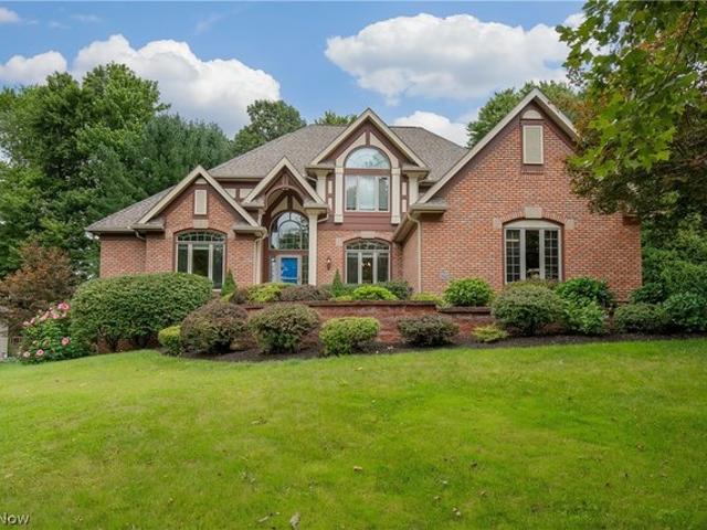 House for sale in Summit, Ohio