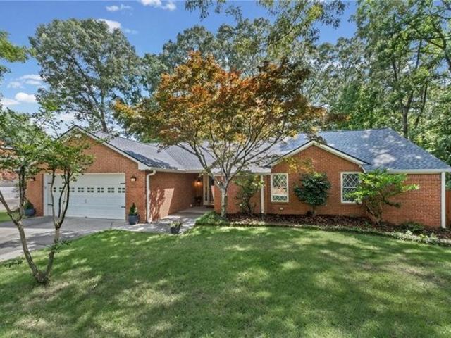 House for sale in Roswell, Georgia