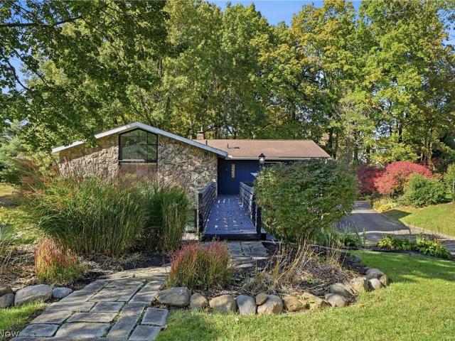 House for sale in Lake of the Woods, Bath Township