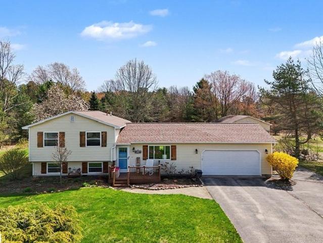 House for sale in Green Lake, Michigan