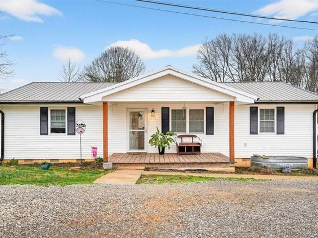 House for sale in Sharon Grove, Kentucky