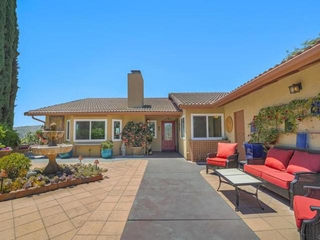 House for sale in Fallbrook, California