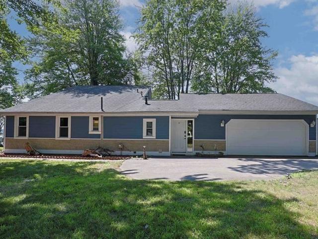 House for sale in Sanford, Michigan