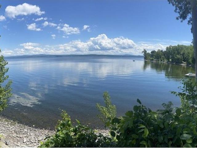 House for sale in Grand Isle, Vermont