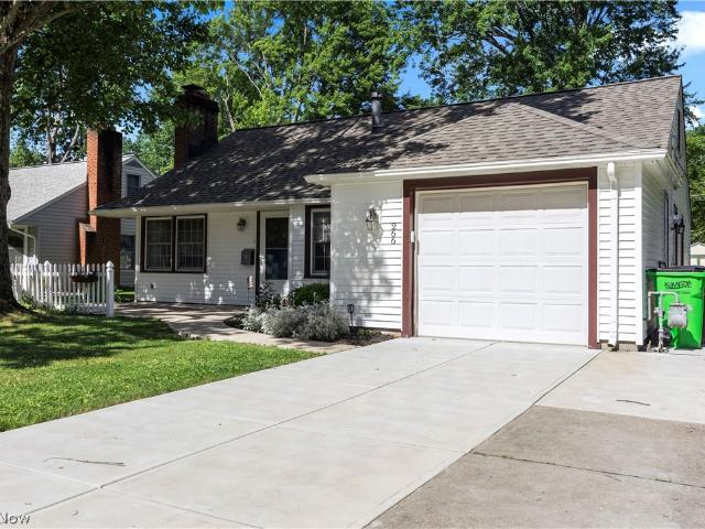 House for sale in Berea, Ohio
