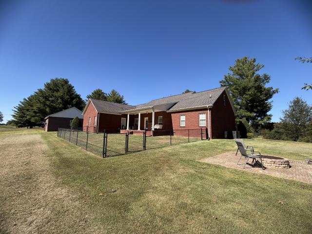House for sale in Lawrenceburg, Middle Tennessee