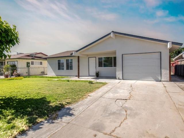 House for sale in Mendota, California