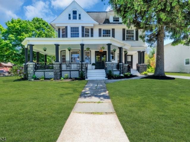 House for sale in Neshanic Station, New Jersey