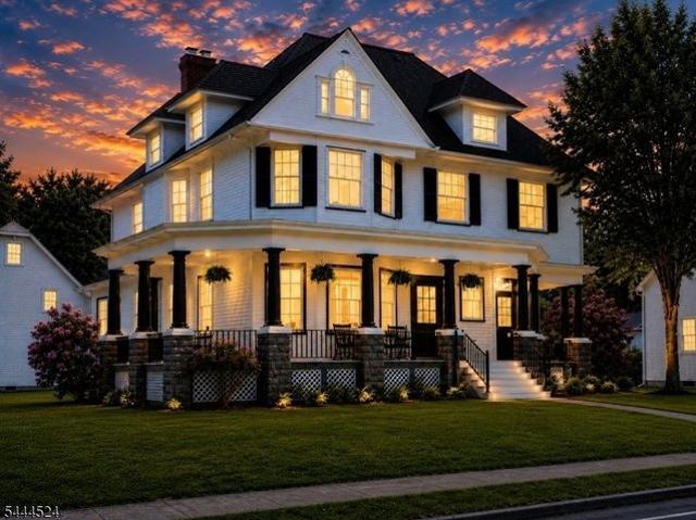House for sale in Neshanic Station, New Jersey