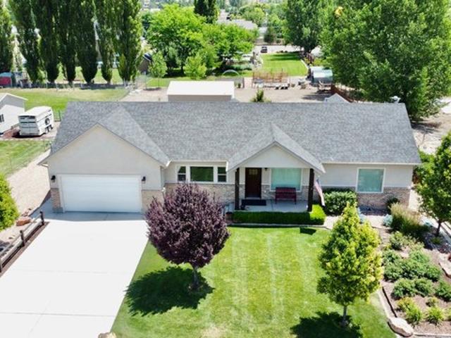 House for sale in Glenwood, Utah