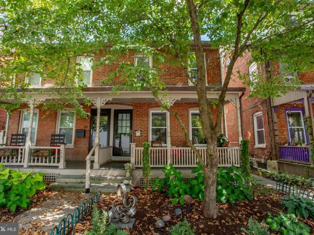 Townhouse for sale in Lambertville, Hunterdon County
