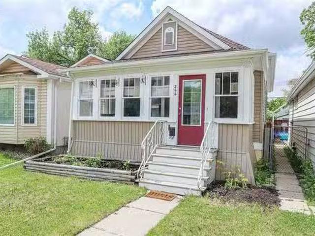 House for sale in East St. Paul, Manitoba