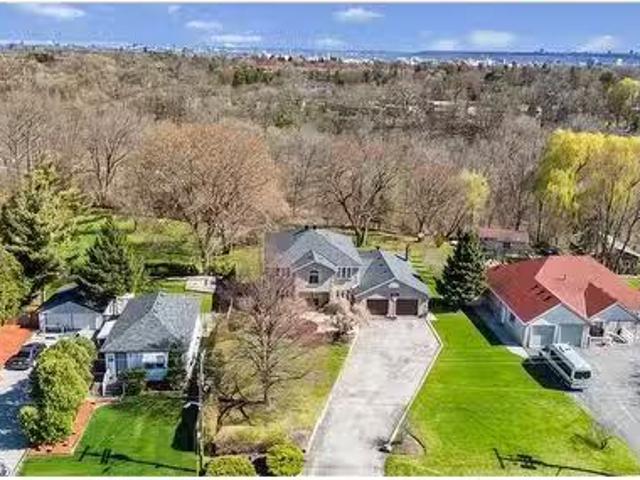 House for sale in Burlington, Golden Horseshoe