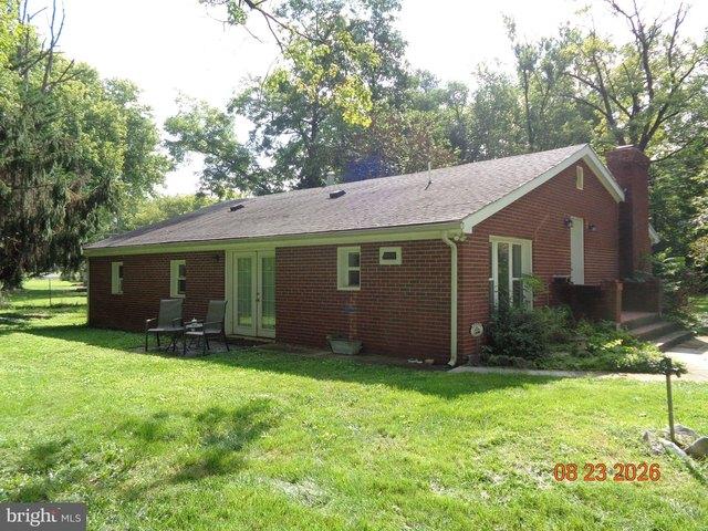 House for sale in Summit Point, West Virginia