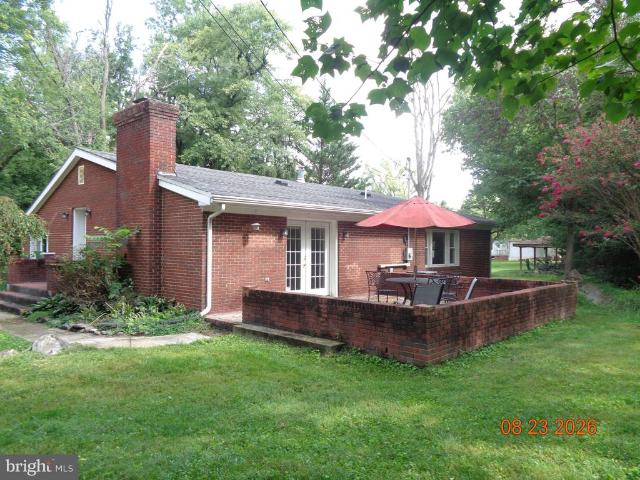 House for sale in Summit Point, West Virginia