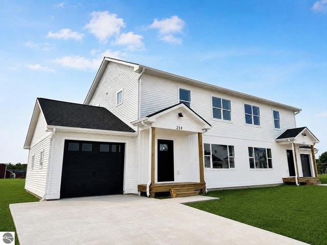 Condo for sale in Traverse City, Michigan