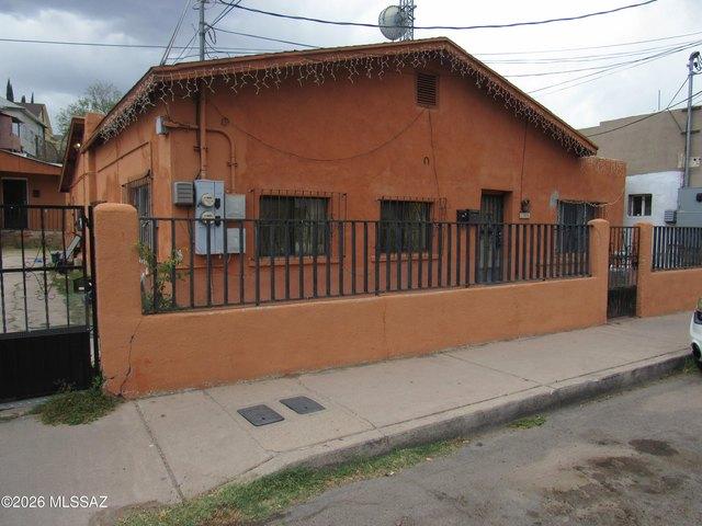 House for sale in Nogales, Arizona