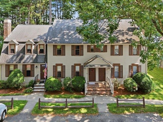 Condo for sale in Chelmsford, Massachusetts