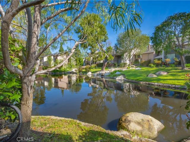 Townhouse for sale in Laguna Hills, California