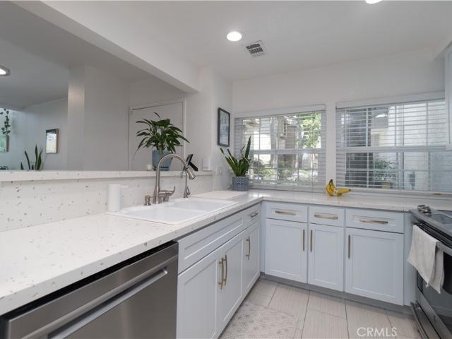 Townhouse for sale in Laguna Hills, California