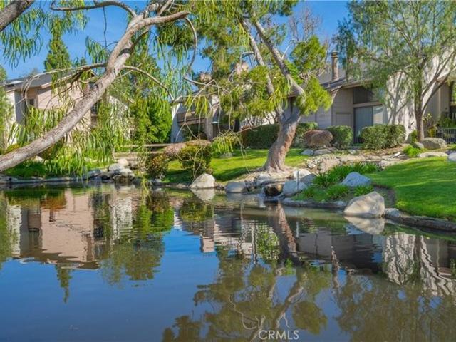 Townhouse for sale in Laguna Hills, California