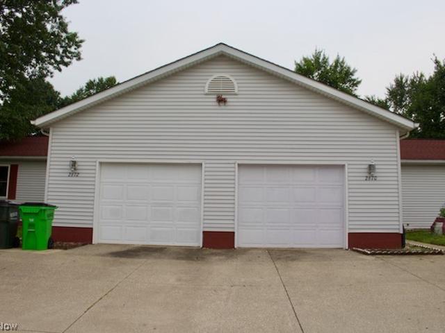 House for sale in Summit, Ohio