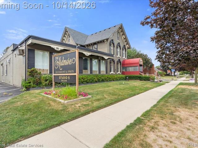 Commercial for sale in Saint Clair Shores, Macomb County