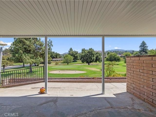 Townhouse for sale in Canyon Country, California
