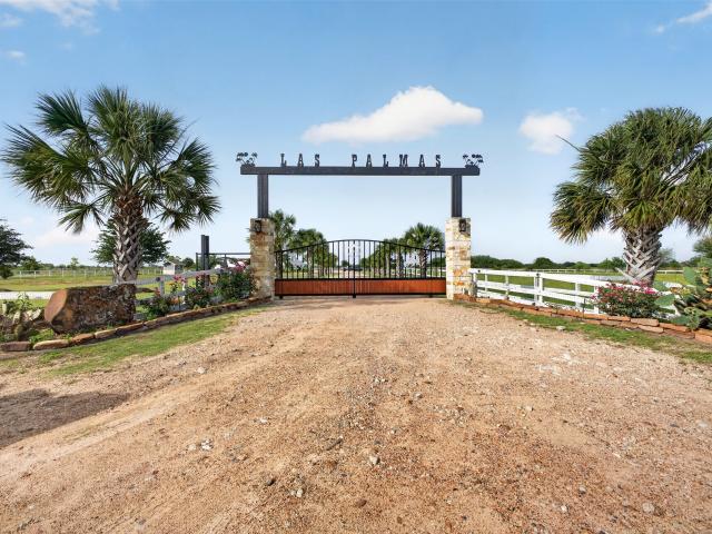 Farm for sale in Sealy, Texas