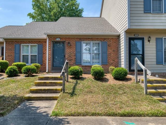Townhouse for sale in Durham, North Carolina