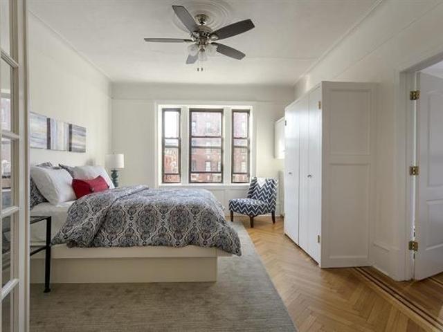 Condo for sale in Hudson, New Jersey