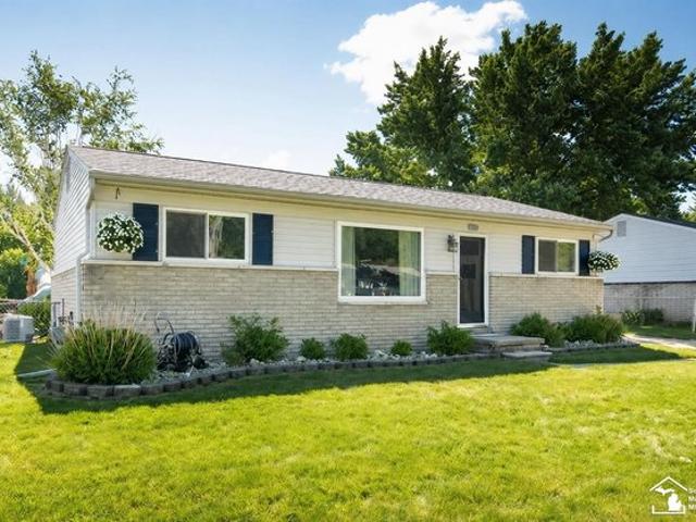 House for sale in Woodhaven, Michigan