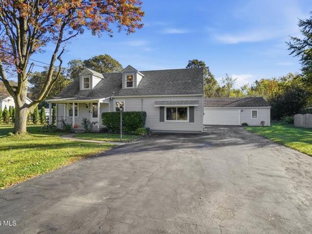 House for sale in Perrysburg, Wood County
