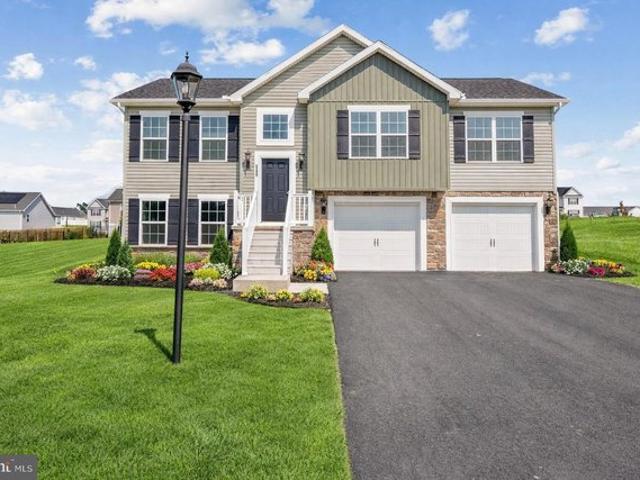 House for sale in Dover, Pennsylvania