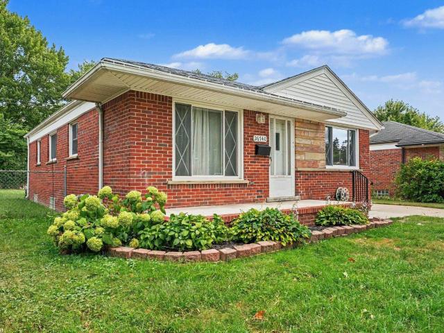 House for sale in Roseville, Michigan