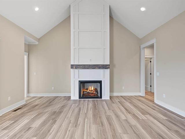 House for sale in Bowling Green, Warren County