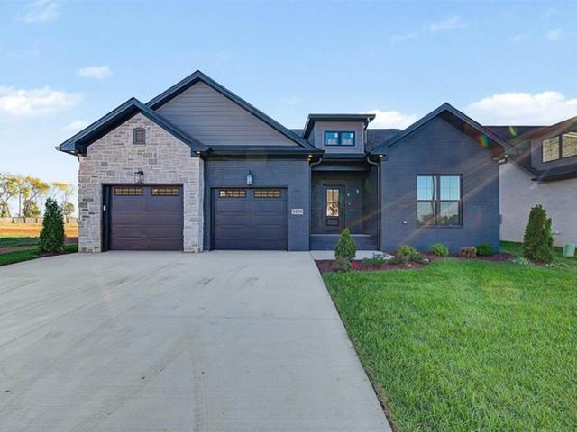 House for sale in Bowling Green, Warren County