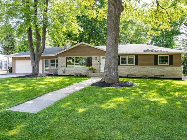 House for sale in Neenah, Wisconsin