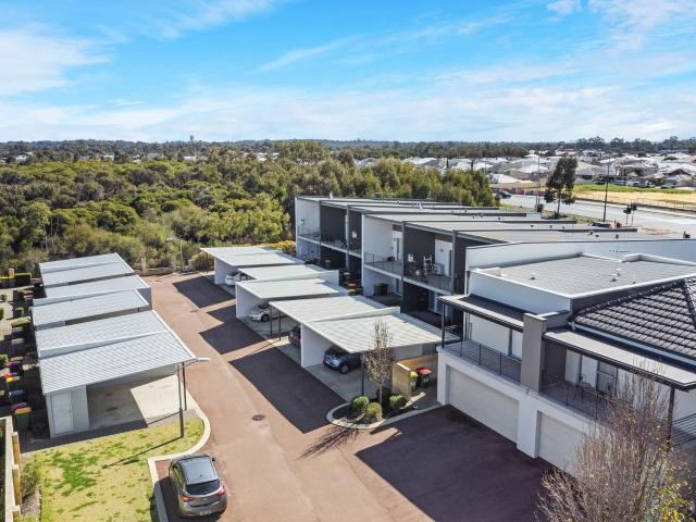 Apartment for sale in Hammond Park, Western Australia