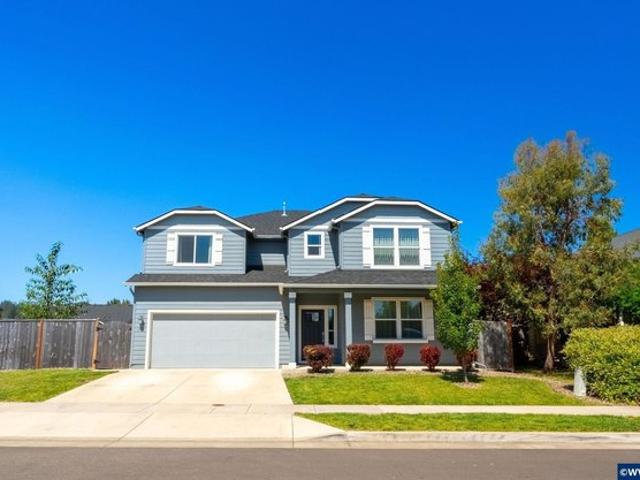 House for sale in Oregonia