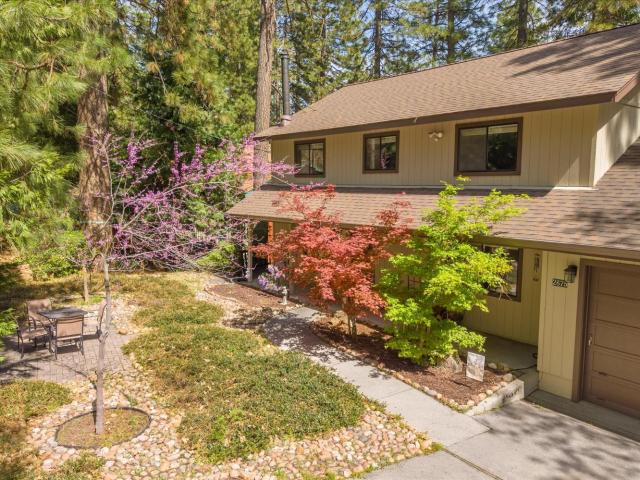 Property for sale in Arnold, California