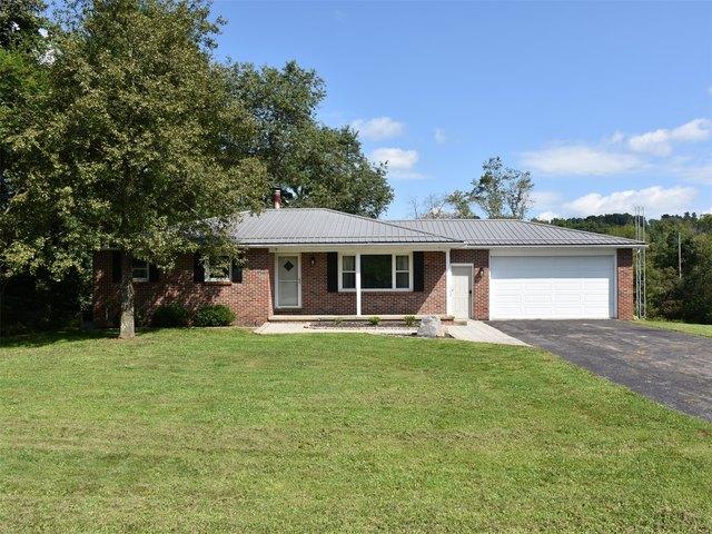 House for sale in Crawford, Pennsylvania