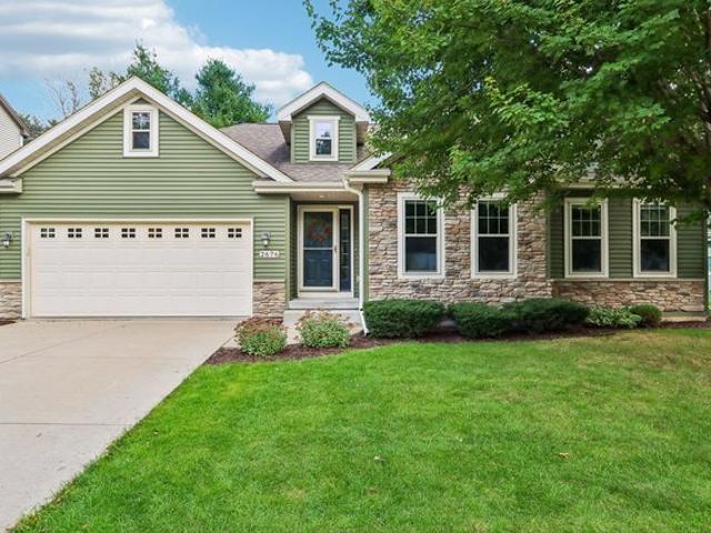 House for sale in Oak Meadow, Fitchburg