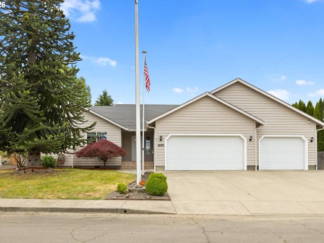 House for sale in Oregonia