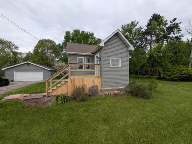 House for sale in Byron, Rolling Prairie