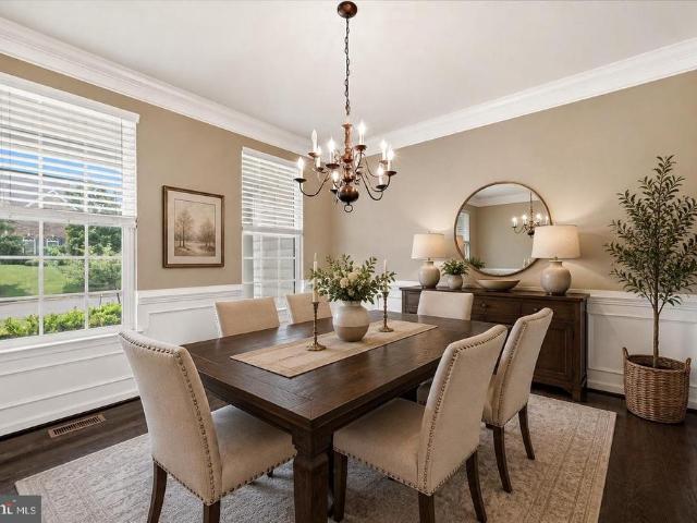 House for sale in Dawsons' Corner, Chantilly