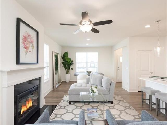 Townhouse for sale in Hoschton, Georgia