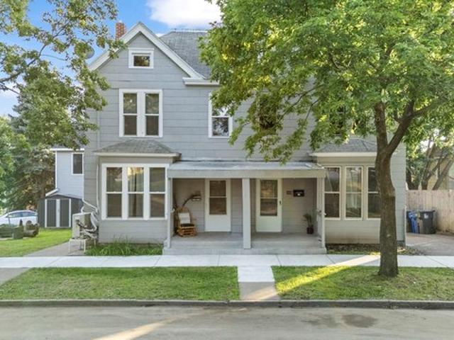 House for sale in Dayton's Bluff, Ramsey